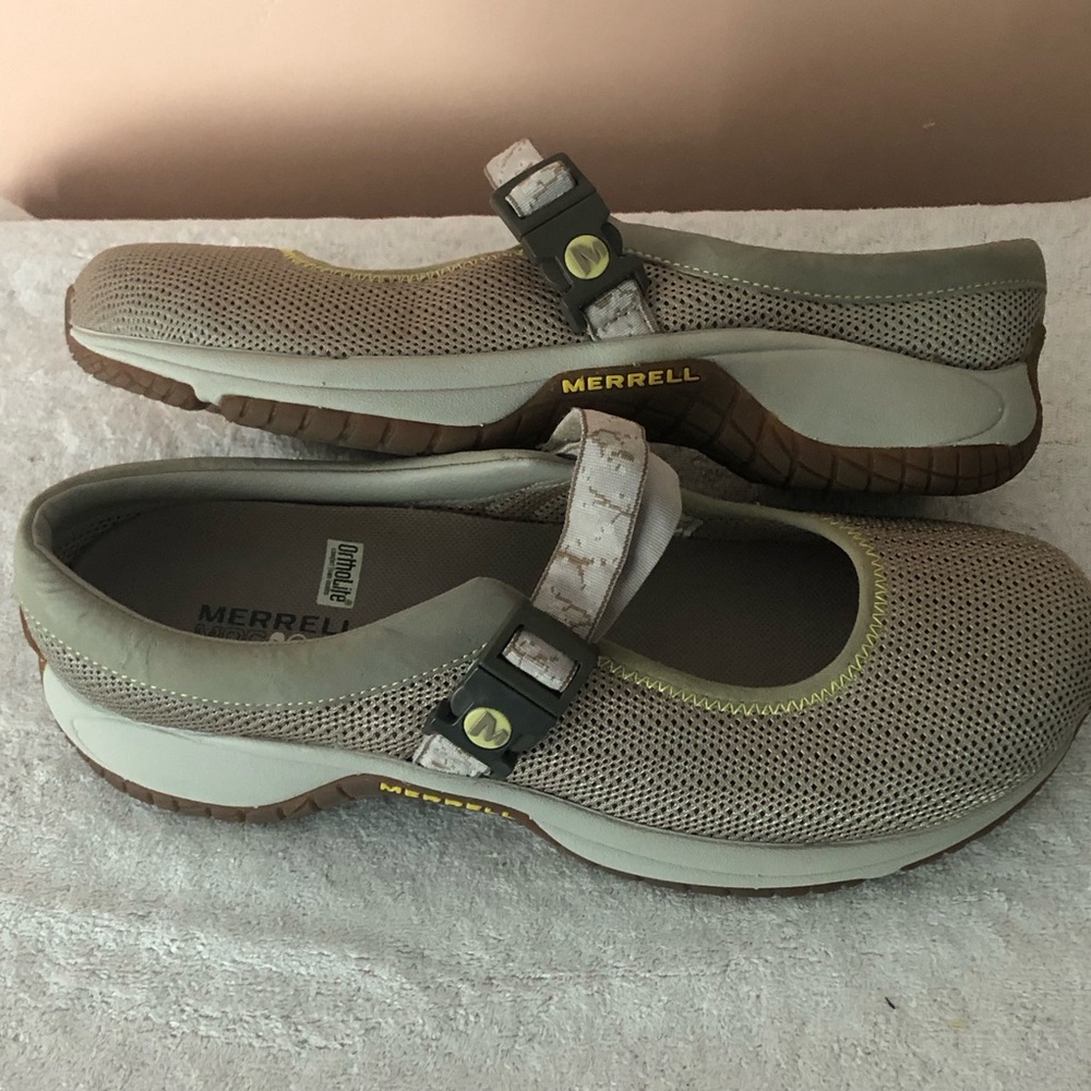 Merrell Womens Gray/Lt Olive Green Mary Jane Mesh Strap Sneakers.